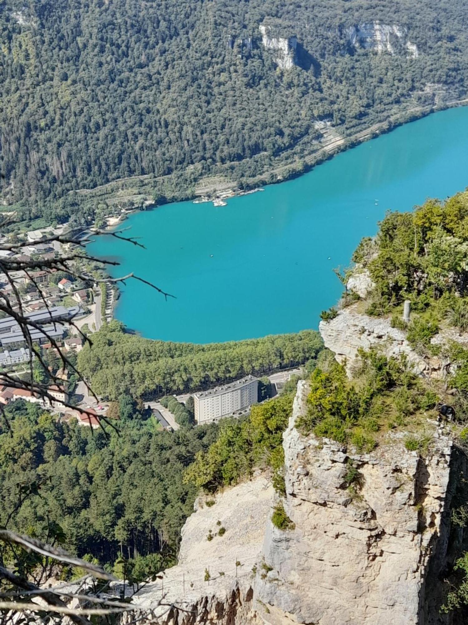 Chaleureux Appartement Nantua Exteriör bild
